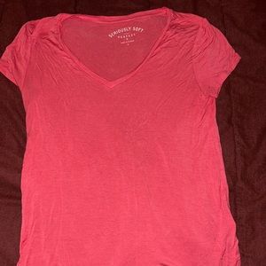 Aeropostale V-Neck T-shirt